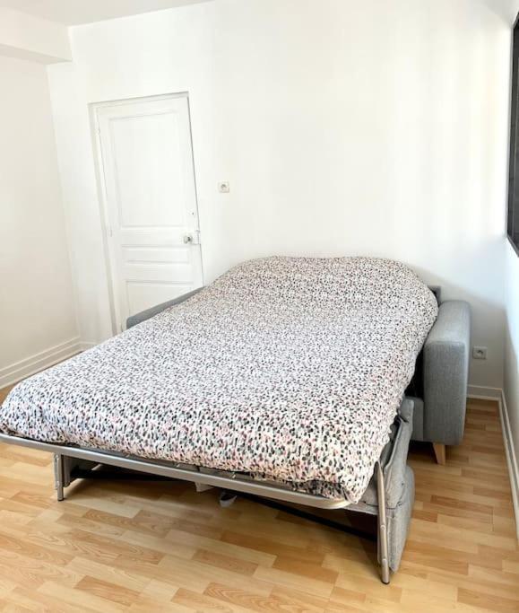 Agreable Gite Au Coeur Du Centre Ville 4 Personnes Chagny  Eksteriør billede