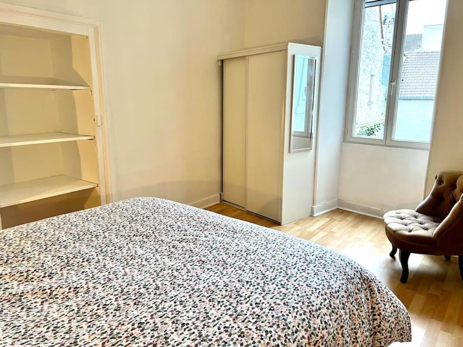 Agreable Gite Au Coeur Du Centre Ville 4 Personnes Chagny  Eksteriør billede